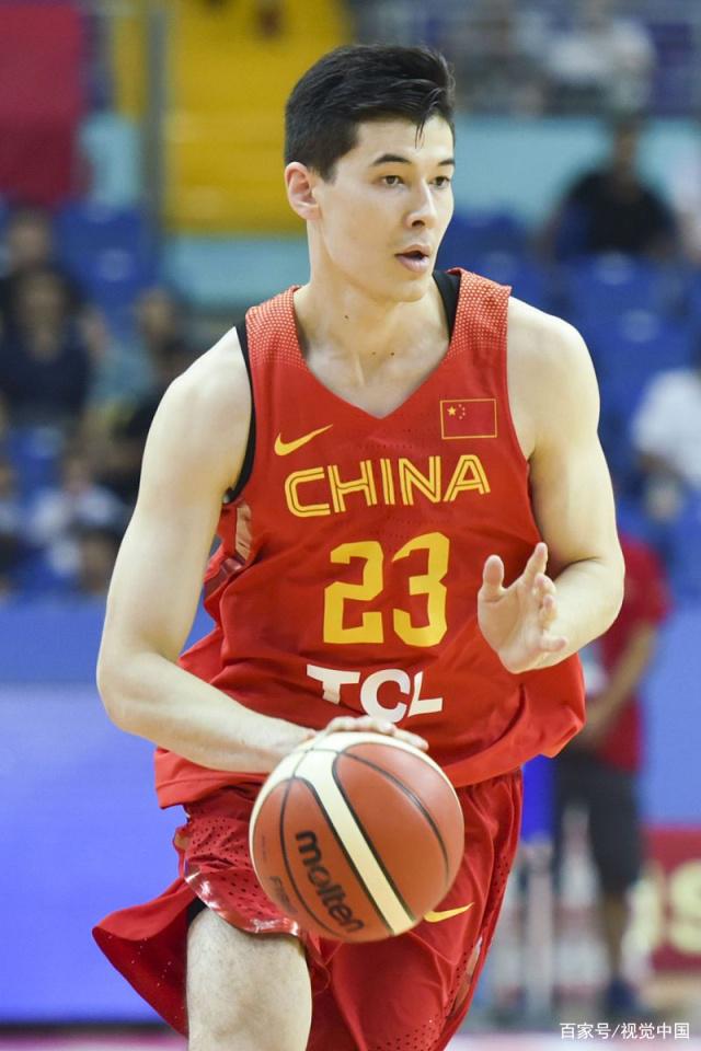 爱游戏体育 -关键时刻夏洛特黄蜂备战亚冠，内部沟通细节曝光，态度坚定，年轻球员得到机会 