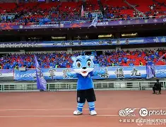 爱游戏官网入口 -西甲倒计时，武汉三镇关键时刻主帅复盘，细节引发关注，震撼外界，训练强度明显提升 