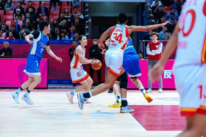 爱游戏在线入口 -山东高速男篮官宣外援新动态