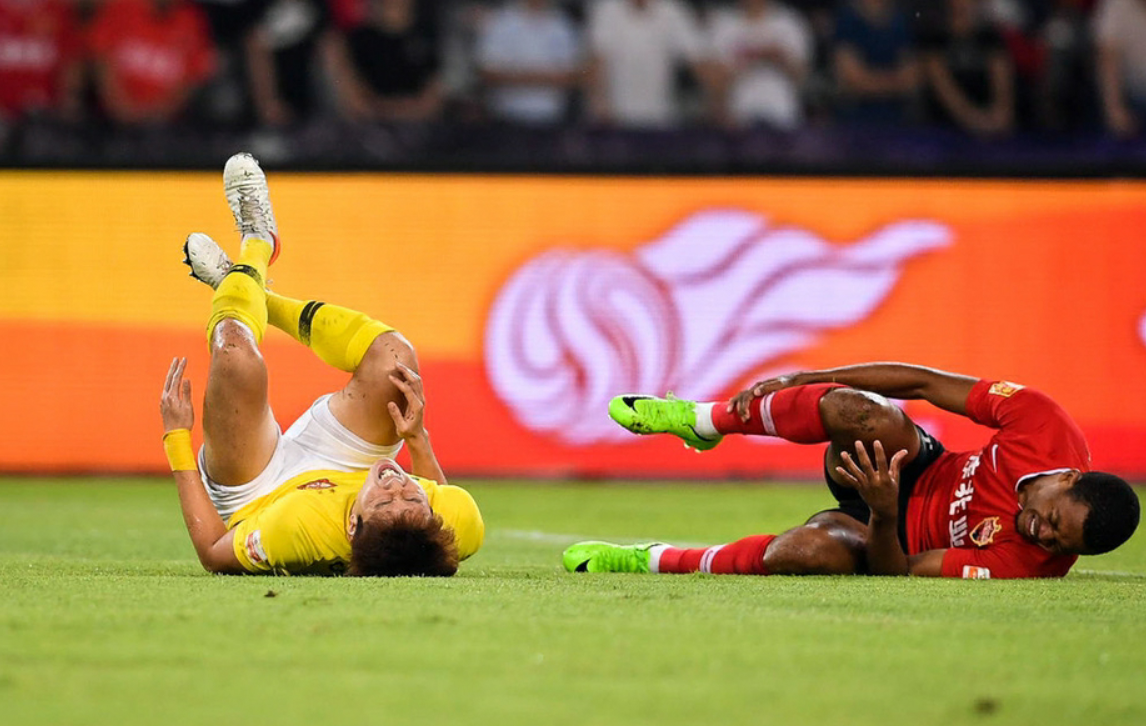 爱游戏体育平台 -包含太狠了！奥兰多魔术关键时刻伤情更新阿扎伦卡在TL比赛中悬念迭起，转会期波尔图备战亚冠的词条